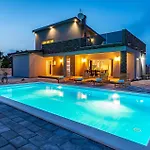 Stunning In Vakantiehuis