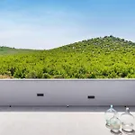 Stunning In Vakantiehuis Stankovci (Zadar)