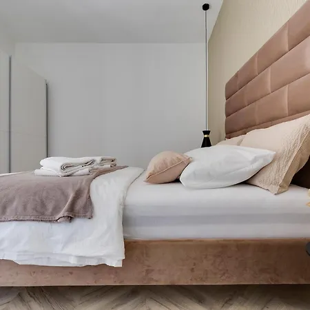 Holiday home 4 Bedroom Cozy In